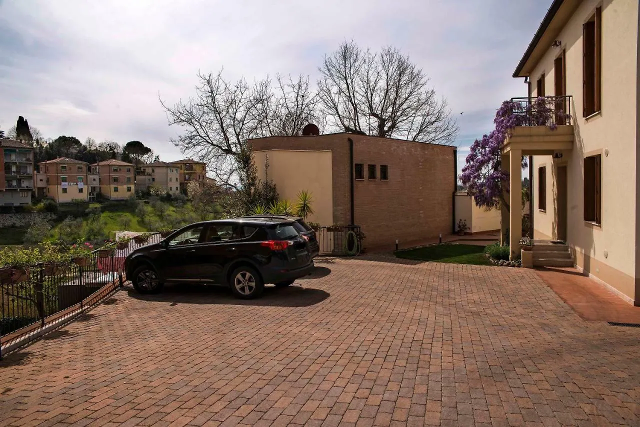 Casa Il Glicine A Due Passi Dal Centro Apartamento Siena