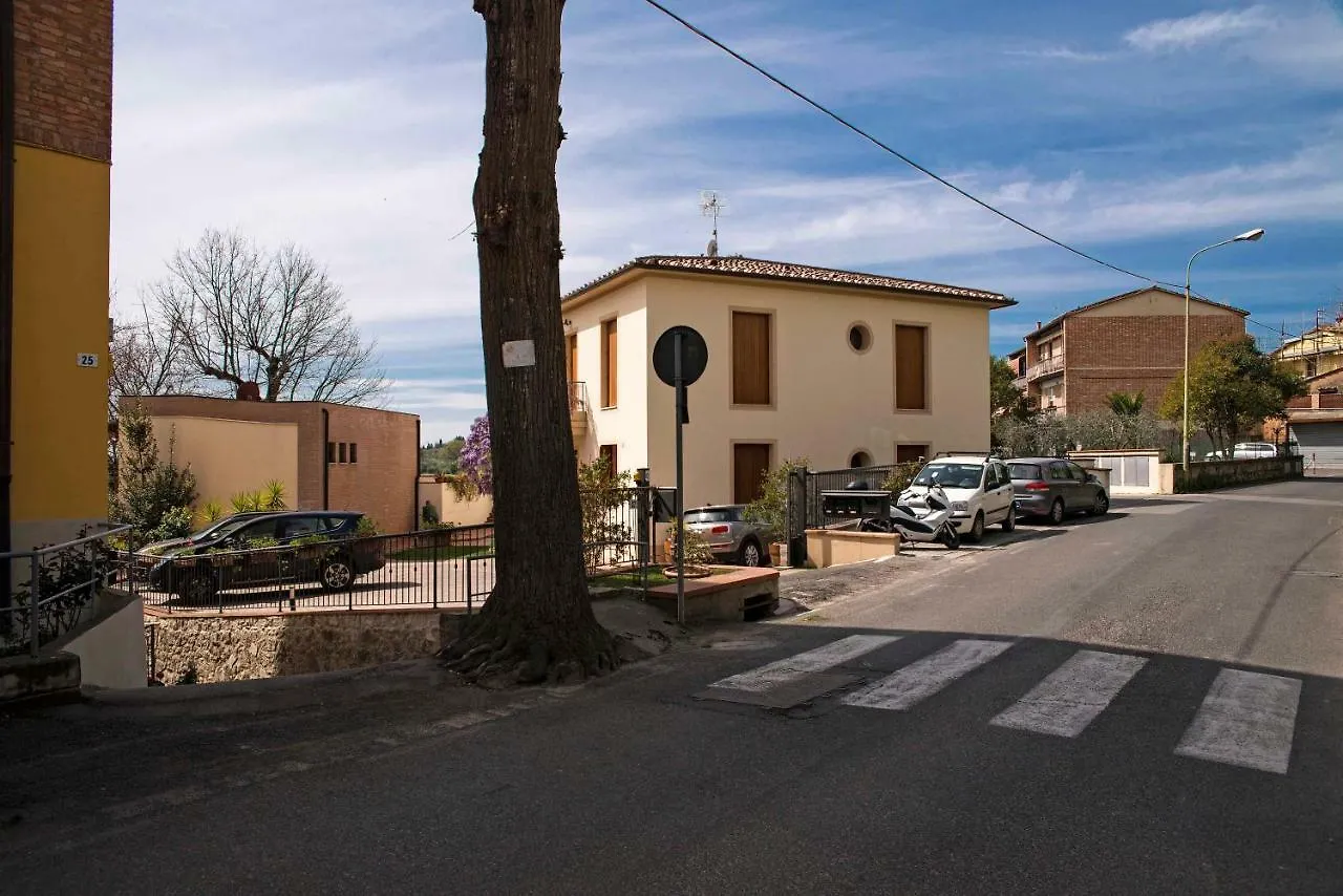Casa Il Glicine A Due Passi Dal Centro Apartment Siena